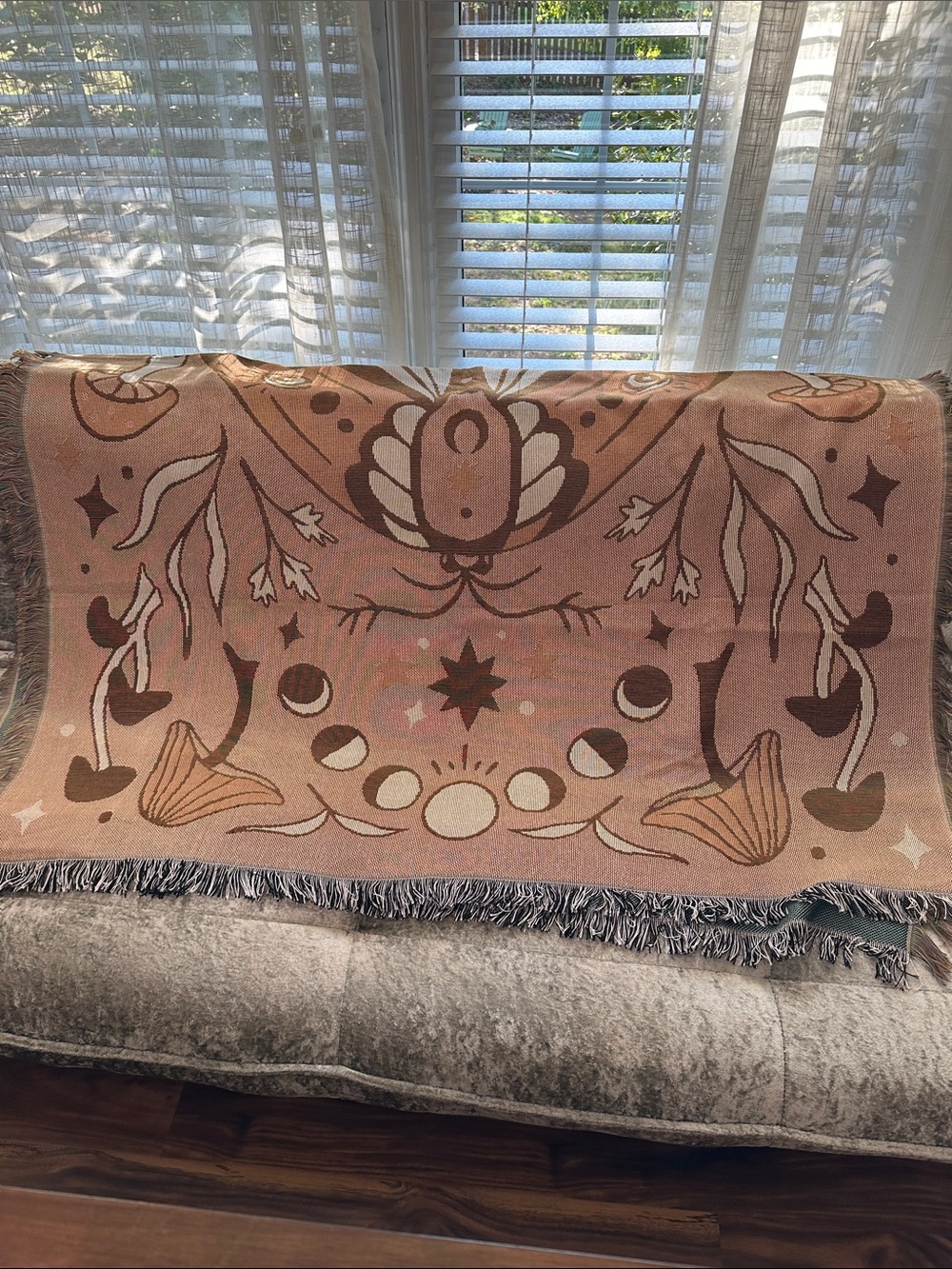 NWT Earthbound Trading Company Reversible Moth Mushroom Blanket